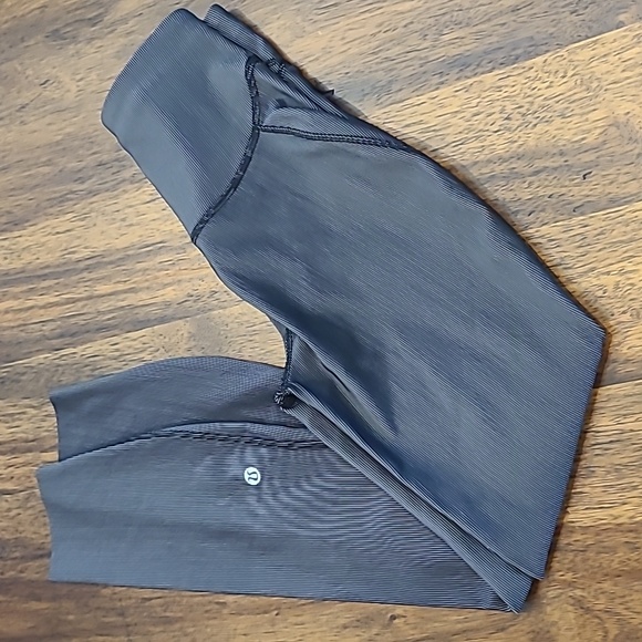 🍋 Lululemon Base Pace High-Rise Tight 25" *Ribbed - Size 2 - Picture 5 of 8